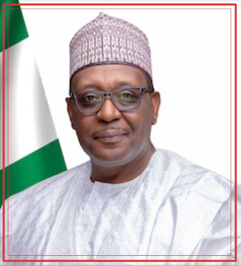 Prof. Muhammad Ali Pate, con